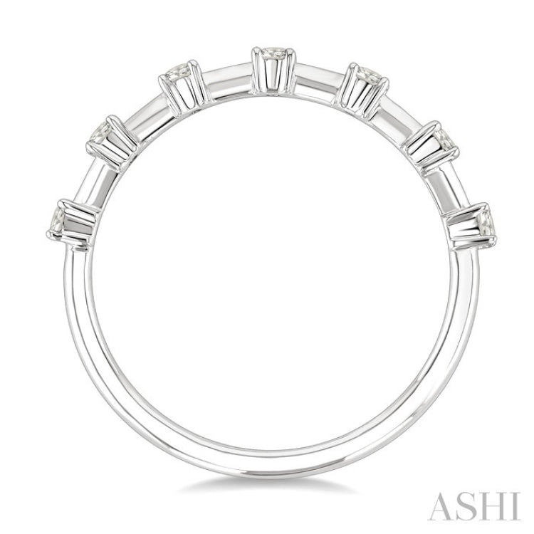 1/5 Ctw Round Cut Diamond Fashion Band in 14K White Gold