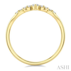 1/8 Ctw Curvy Chevron Leaf Motif Round Cut Diamond Fashion Band in 10K Yellow Gold