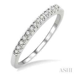 1/10 Ctw Round Cut Diamond Wedding Band in 14K White Gold