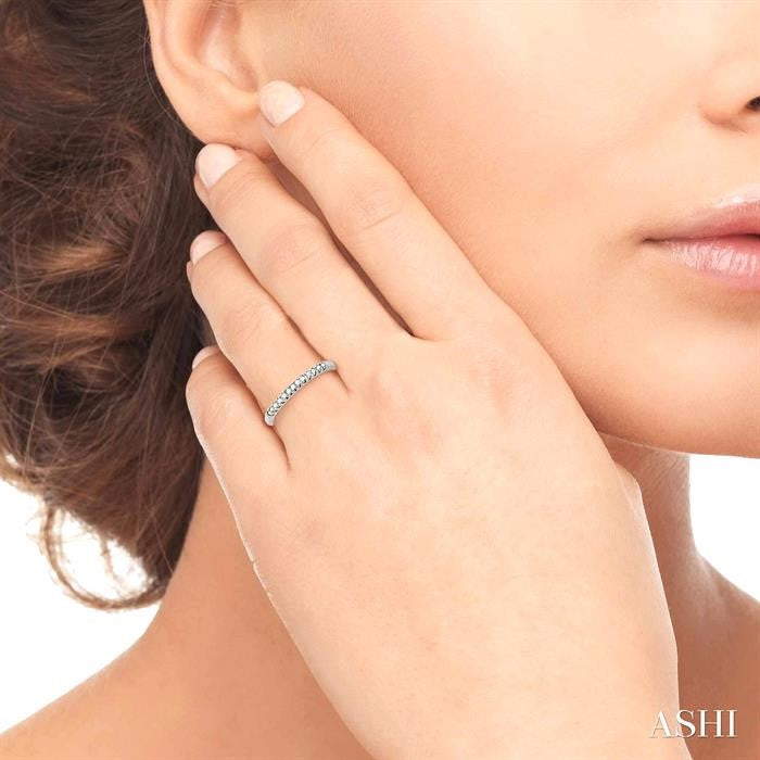 1/10 Ctw Round Cut Diamond Wedding Band in 14K White Gold
