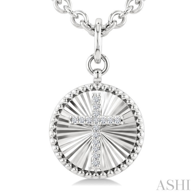 1/10 Ctw Latin Cross Round Cut Diamond Pirouette Round Fluted Medallion Fashion Pendant With Chain in Sterling Silver