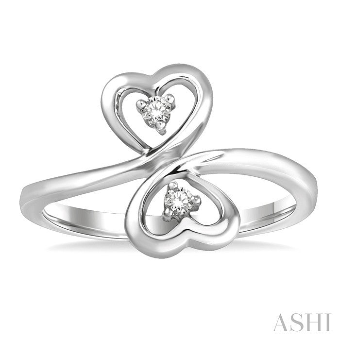 1/20 Ctw Round Cut Dual Heart Diamond Ring in 14K White Gold