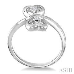 1/20 Ctw Round Cut Dual Heart Diamond Ring in 10K White Gold