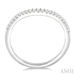 1/6 Ctw Round Cut Diamond Wedding Band in 14K White Gold
