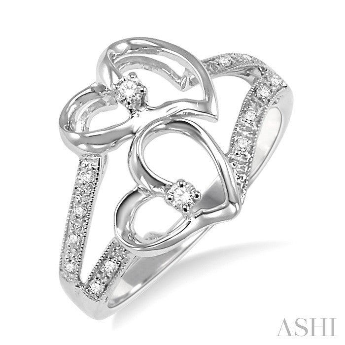 1/10 Ctw Twin Heart Diamond Ring in 14K White Gold