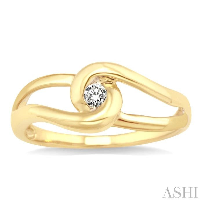 1/20 Ctw Round Cut Diamond Ring in 14K Yellow Gold