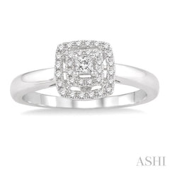 1/5 Ctw Square Shape Diamond Fashion Ring in 14K White Gold