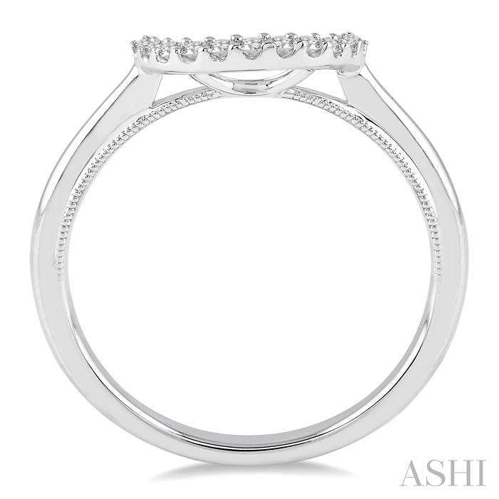 1/10 Ctw Round Cut Diamond Wedding Band in 14K White Gold