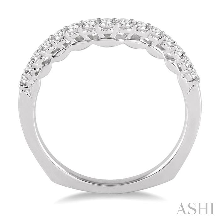 1/3 Ctw Round Cut Diamond Wedding Band in 14K White Gold