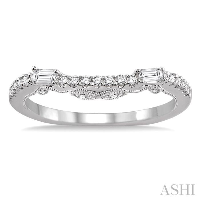 1/3 Ctw Round Cut Diamond Wedding Band in 14K White Gold