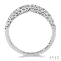 1/4 Ctw Round Cut Diamond Wedding Band in 14K White Gold