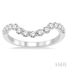 5/8 Ctw Round Cut Diamond Wedding Band in 14K White Gold