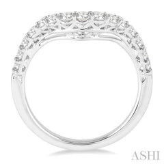 5/8 Ctw Round Cut Diamond Wedding Band in 14K White Gold