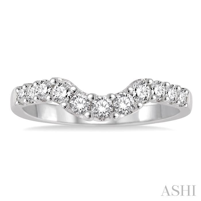 1/2 Ctw Round Cut Diamond Wedding Band in 14K White Gold