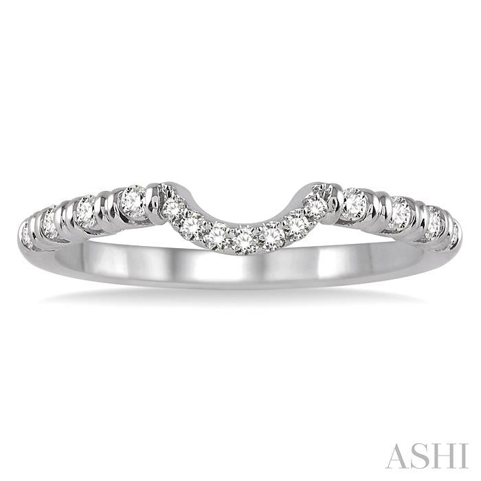 1/6 Ctw Round Cut Diamond Wedding Band in 14K White Gold