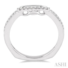 1/5 Ctw Round Cut Diamond Wedding Band in 14K White Gold