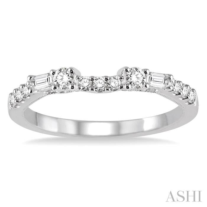 1/3 Ctw Round Cut Diamond Wedding Band in 14K White Gold