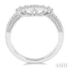 1/4 Ctw Round Cut Diamond Wedding Band in 14K White Gold