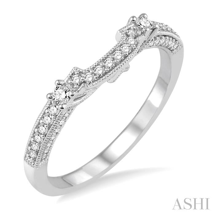 1/4 Ctw Round Cut Diamond Wedding Band in 14K White Gold