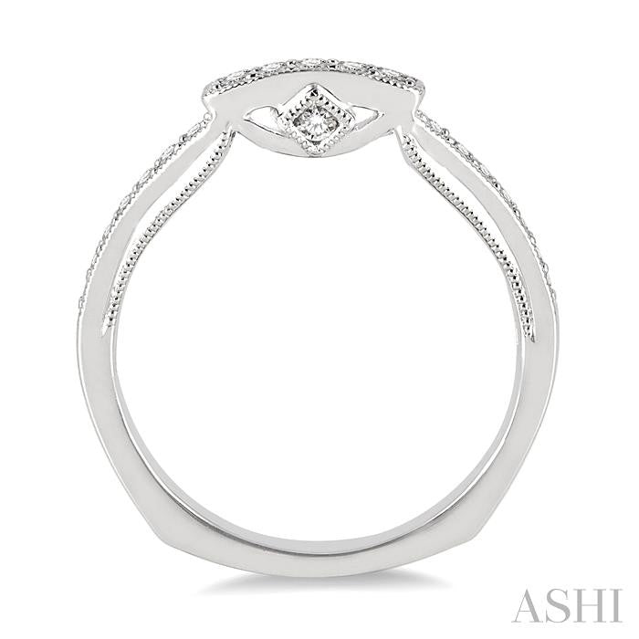 1/4 Ctw Round Cut Diamond Wedding Band in 14K White Gold