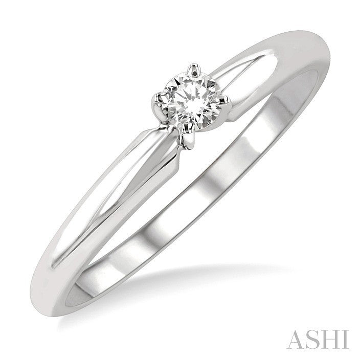 1/10 Ctw Round Cut Diamond Solitaire Ring in 14K White Gold