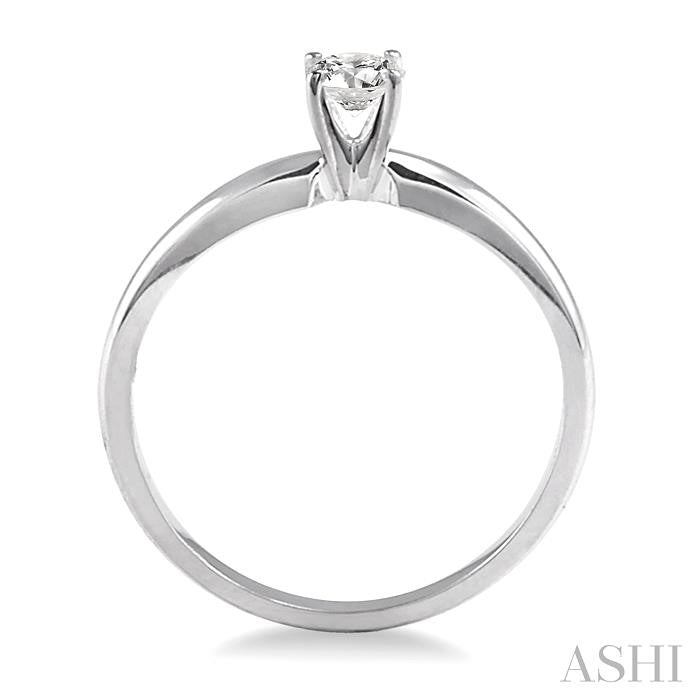 1/5 Ctw Round Cut Diamond Solitaire Ring in 14K White Gold