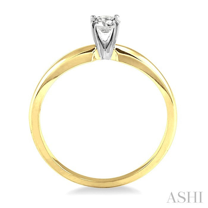 1/5 Ctw Round Cut Diamond Solitaire Ring in 14K Yellow Gold