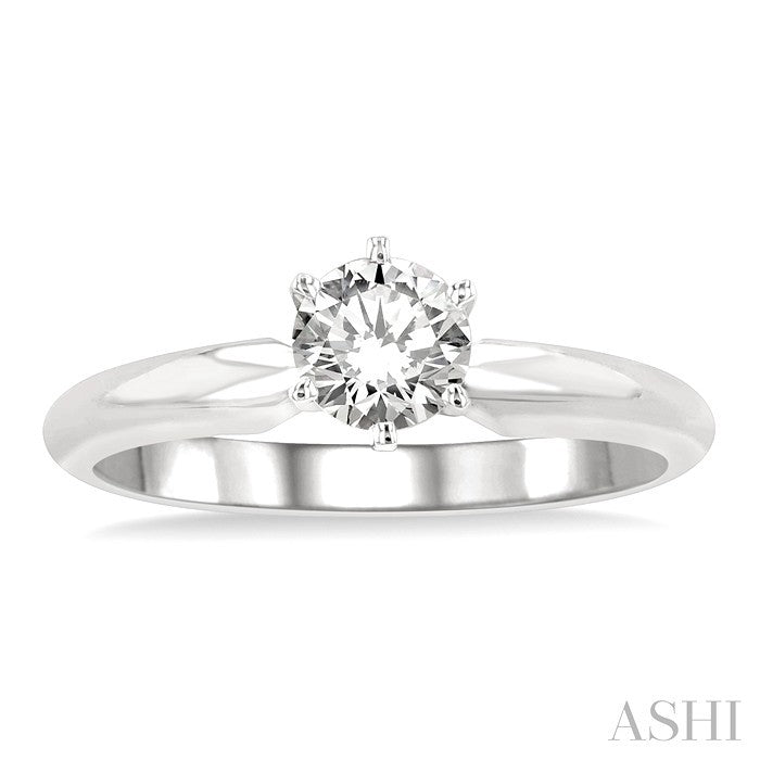 1/2 Ctw Round Cut Diamond Solitaire Ring in 14K White Gold