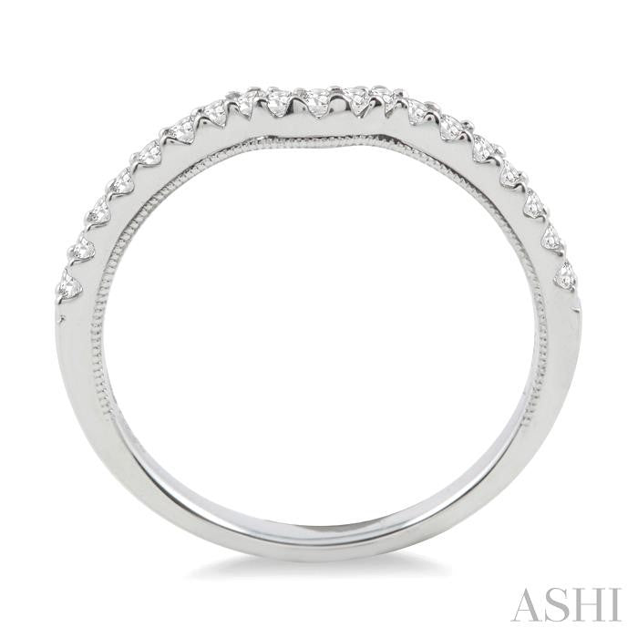 1/4 Ctw Round Cut Diamond Wedding Band in 14K White Gold