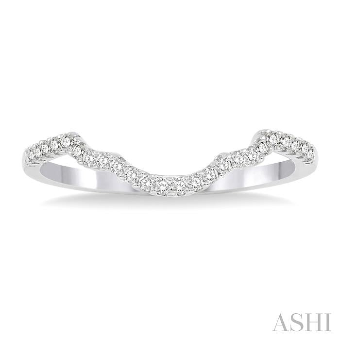 1/20 Ctw Round Cut Diamond Wedding Band in 14K White Gold