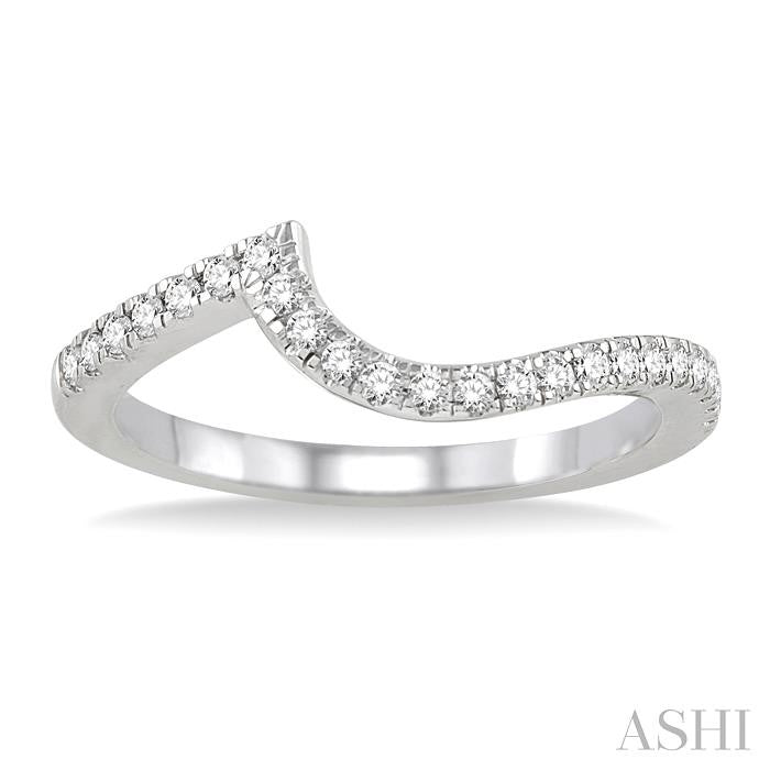 1/5 Ctw Round Cut Diamond Wedding Band in 14K White Gold