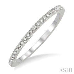1/10 Ctw Round Cut Diamond Wedding Band in 14K White Gold