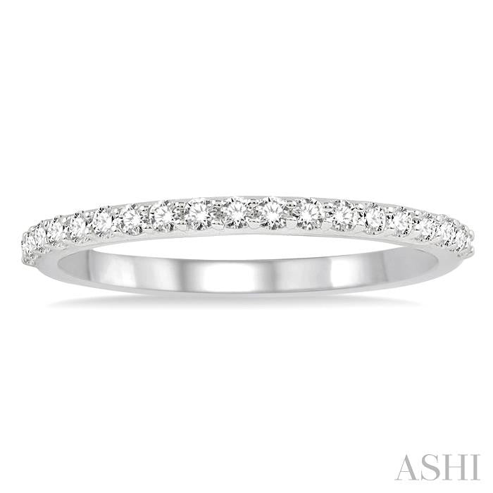 1/3 Ctw Round Cut Diamond Wedding Band in 14K White Gold