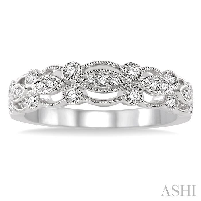 1/4 Ctw Round Cut Diamond Wedding Band in 14K White Gold
