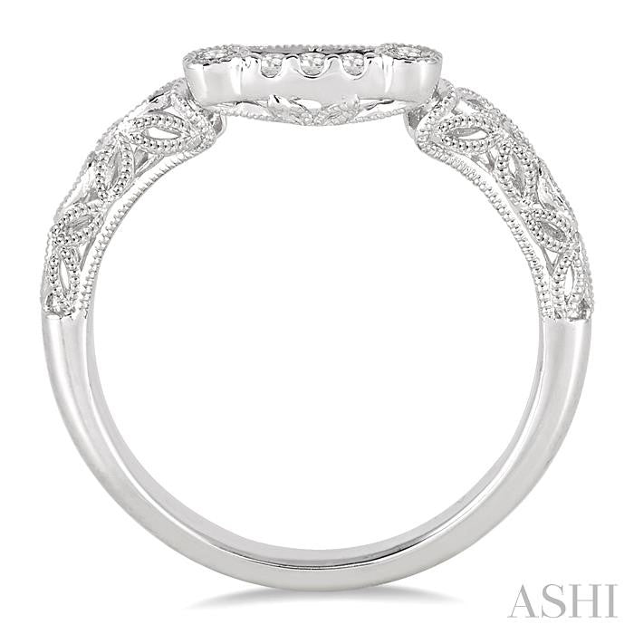 1/10 Ctw Round Cut Diamond Wedding Band in 14K White Gold