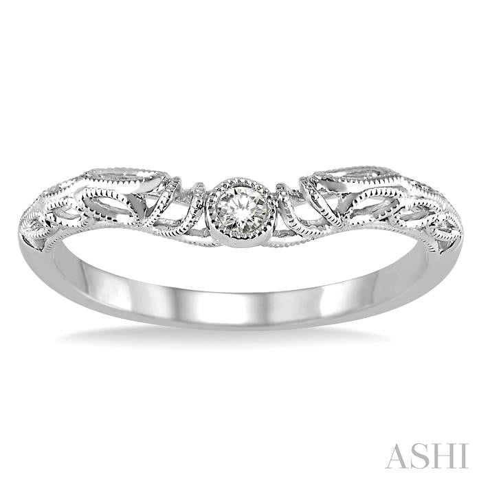 1/20 Ctw Round Cut Diamond Wedding Band in 14K White Gold