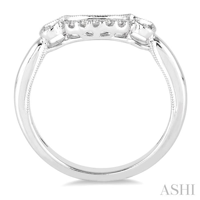 1/10 Ctw Round Cut Diamond Wedding Band in 14K White Gold