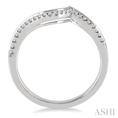 1/6 Ctw Round Cut Diamond Wedding Band in 14K White Gold