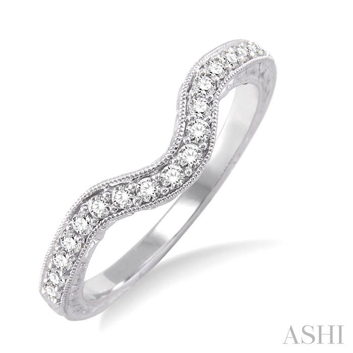1/4 Ctw Round Cut Diamond Wedding Band in 14K White Gold