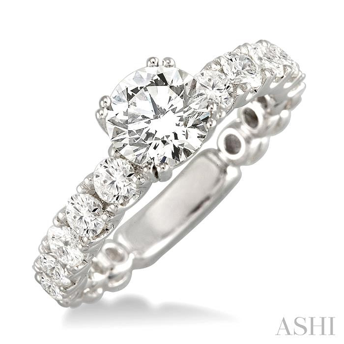 1 3/4 Ctw Diamond Engagement Ring with 3/4 Ct Round Cut Center Stone in 14K White Gold