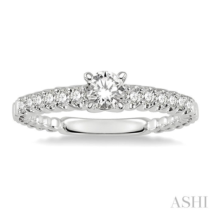 1/2 Ctw Diamond Engagement Ring with 1/4 Ct Round Cut Center Stone in 14K White Gold