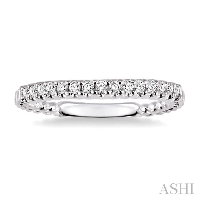 1/4 Ctw Round Cut Diamond Matching Wedding Band in 14K White Gold