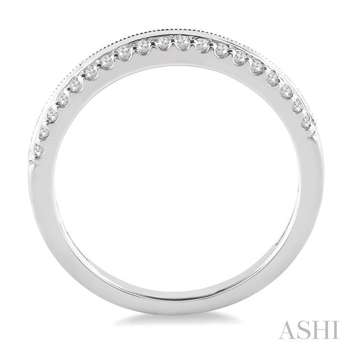 1/6 Ctw Round Cut Diamond Wedding Band in 14K White Gold