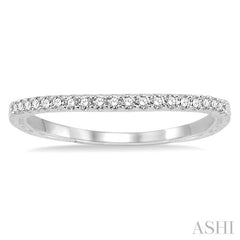 1/6 Ctw Round Cut Diamond Wedding Band in 14K White Gold