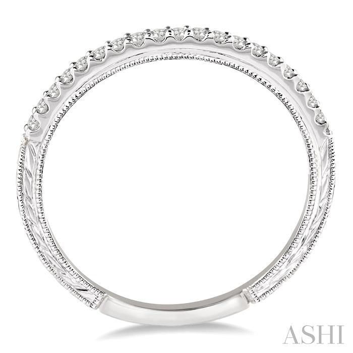1/6 Ctw Round Cut Diamond Wedding Band in 14K White Gold