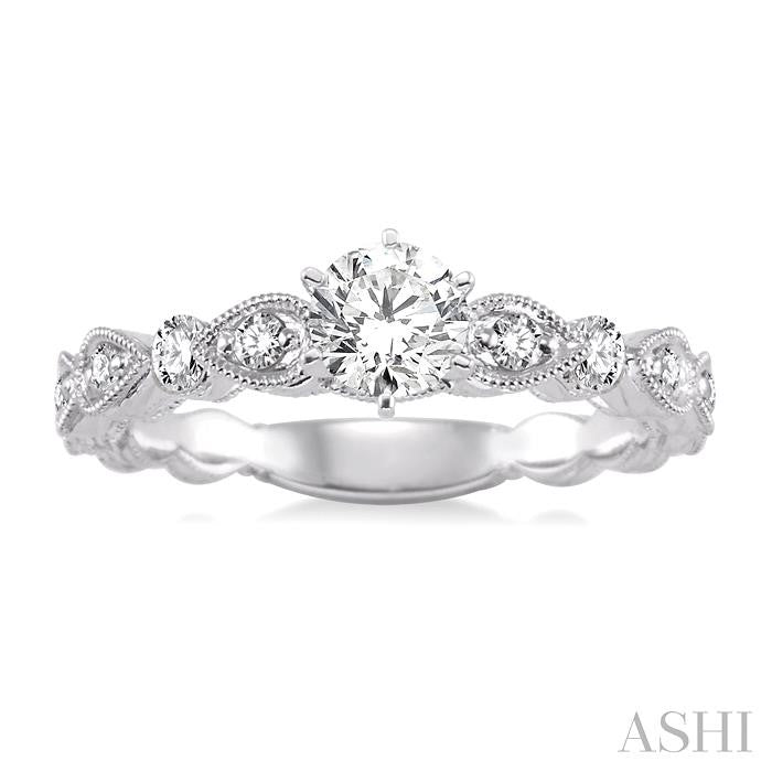 1/2 Ctw Diamond Engagement Ring with 1/4 Ct Round Cut Center Stone in 14K White Gold