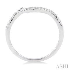 1/10 Ctw Round Cut Diamond Wedding Band in 14K White Gold