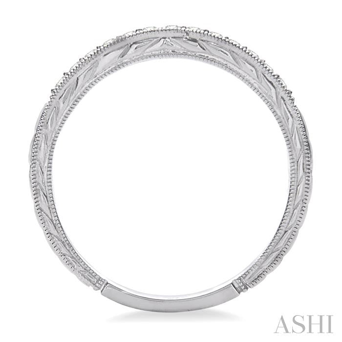 1/6 Ctw Round Cut Diamond Wedding Band in 14K White Gold