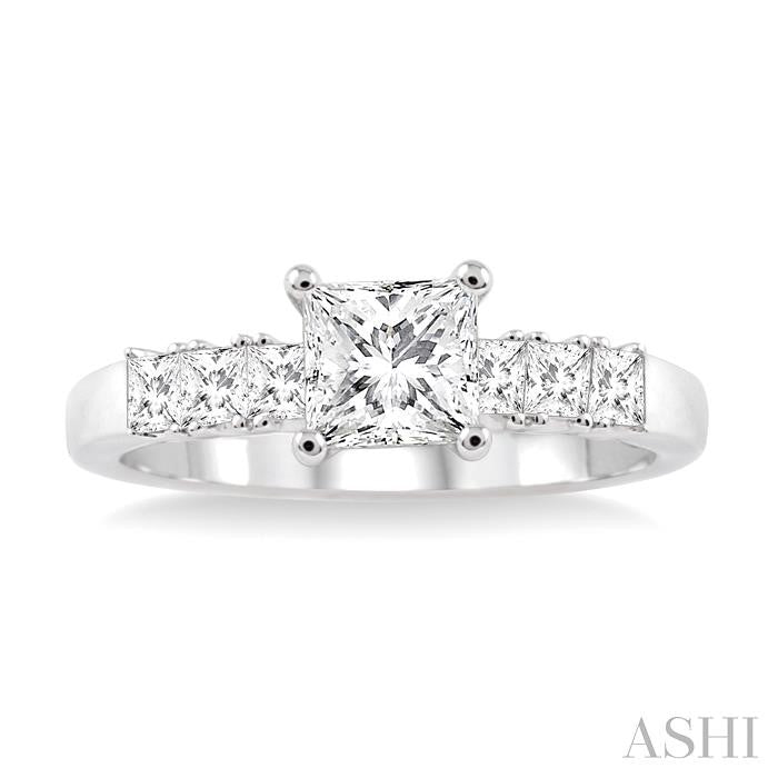 1/2 Ctw Diamond Semi-Mount Engagement Ring in Platinum
