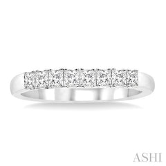 3/8 Ctw Princess Cut Diamond Wedding Band in Platinum